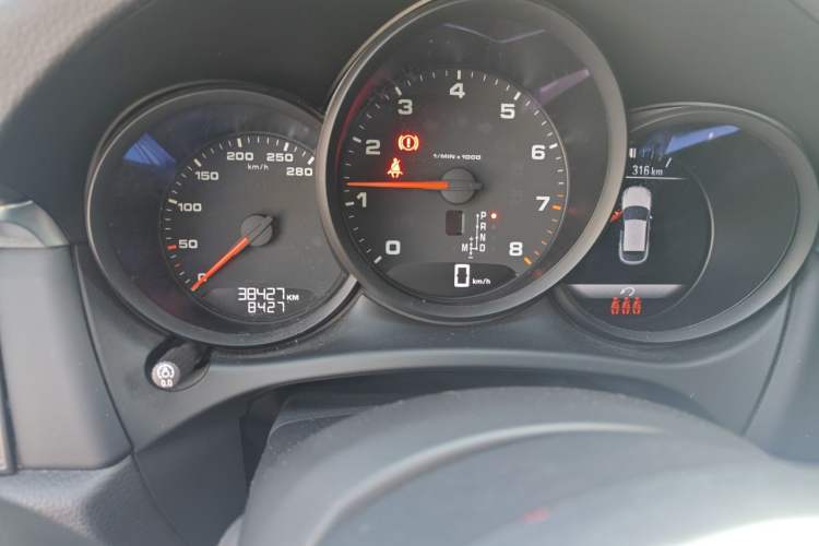 Used Porsche Macan 2021 Macan 2.0T Instrument Cluster