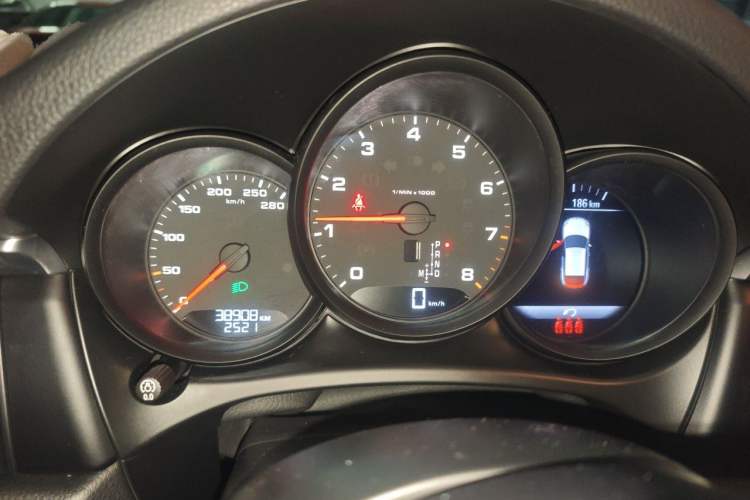 Used Porsche Macan 2021 Macan 2.0T Instrument Cluster