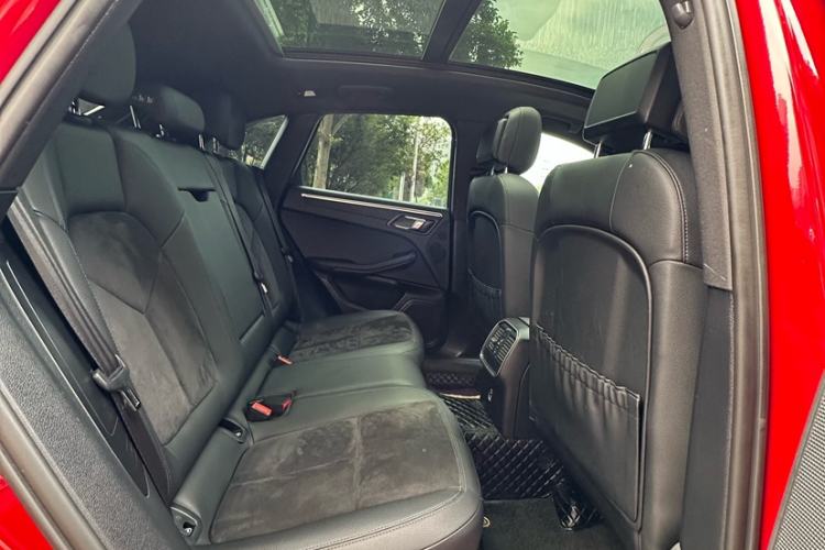 Used Porsche Macan 2021 Macan 2.0T Interior 10