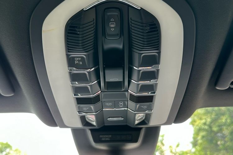 Used Porsche Macan 2021 Macan 2.0T Interior 4