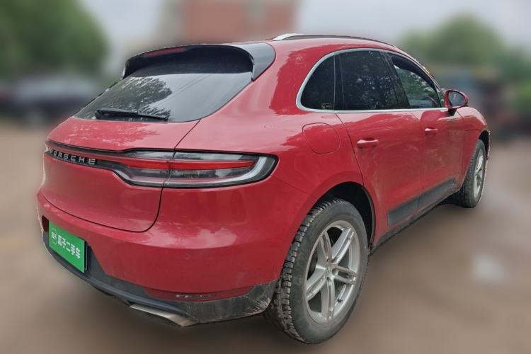Used Porsche Macan 2021 Macan 2.0T Rear Right 45 Deg