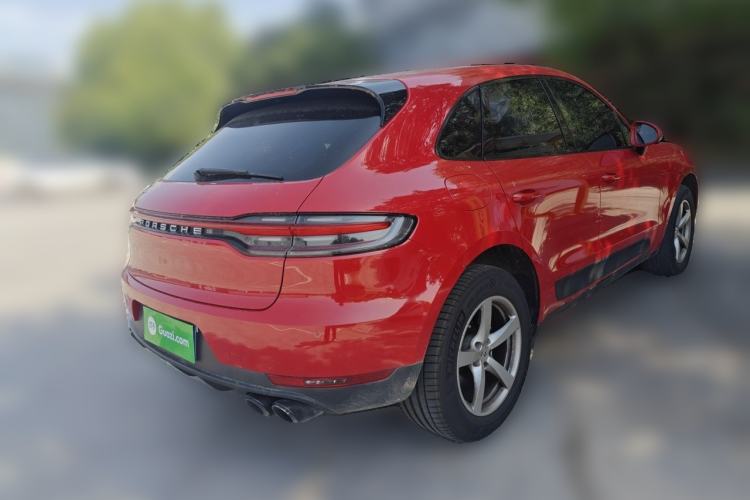 Used Porsche Macan 2021 Macan 2.0T Rear Right 45 Deg