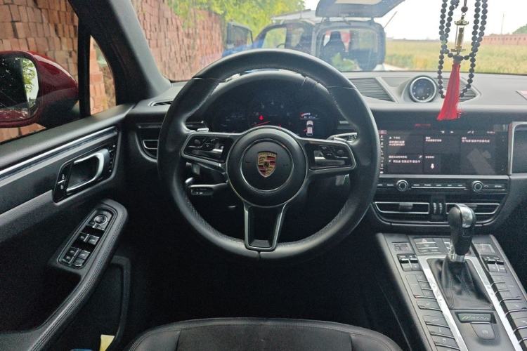 Used Porsche Macan 2021 Macan 2.0T Steering Wheel