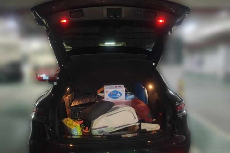 Used Porsche Macan 2021 Macan 2.0T Trunk
