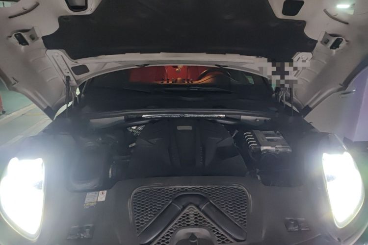 Used Porsche Macan 2021 Macan S 3.0T Engine Bay