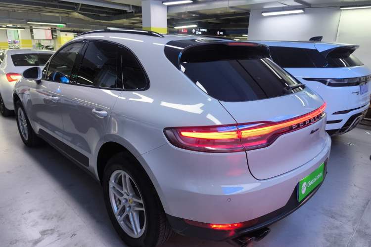 Used Porsche Macan 2021 Macan 2.0T Exterior 2