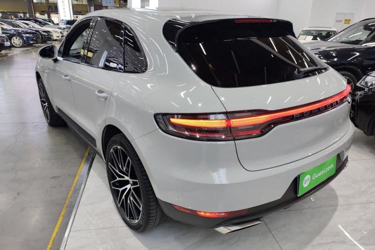 Used Porsche Macan 2021 Macan 2.0T Exterior 2