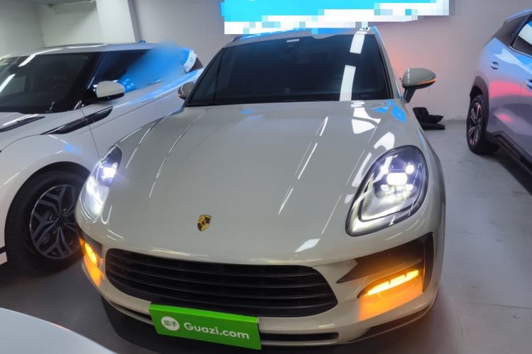 Used Porsche Macan 2021 Macan 2.0T Front