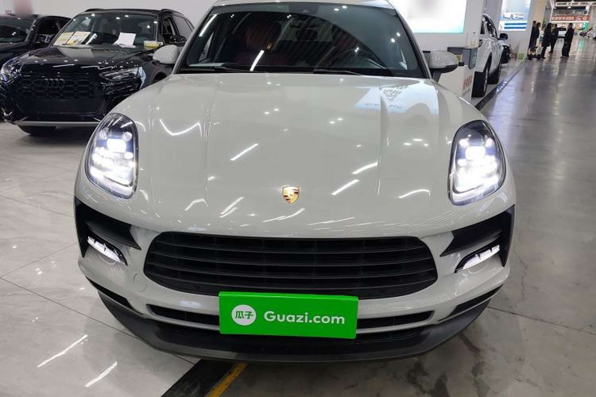 Used Porsche Macan 2021 Macan 2.0T Front