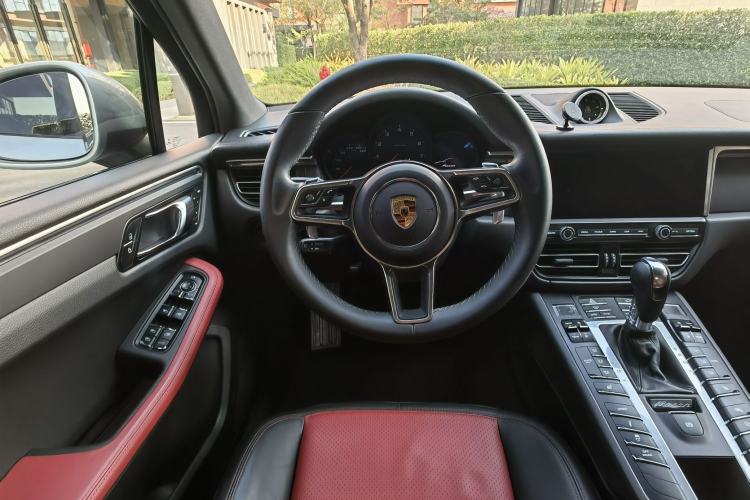 Used Porsche Macan 2021 Macan 2.0T Interior 3