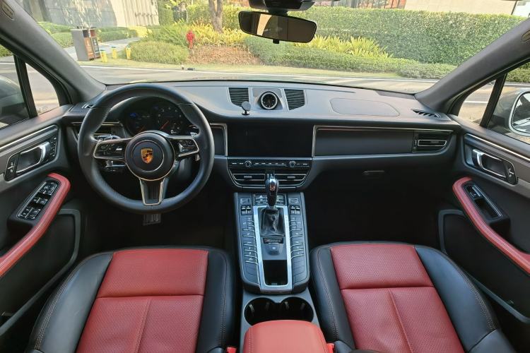 Used Porsche Macan 2021 Macan 2.0T Interior 5
