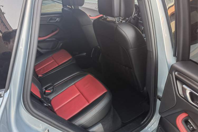 Used Porsche Macan 2021 Macan 2.0T Interior 7