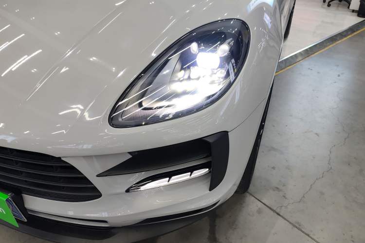 Used Porsche Macan 2021 Macan 2.0T Left Front Headlight