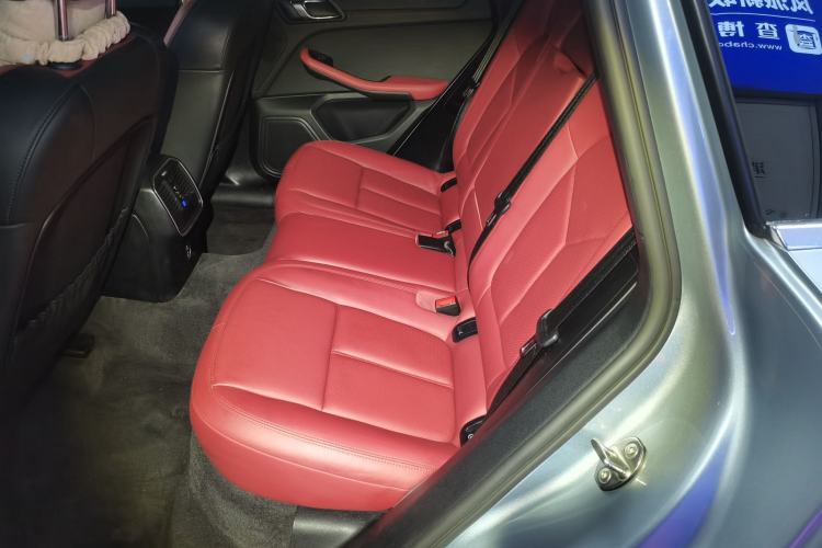 Used Porsche Macan 2021 Macan 2.0T Left Rear Seat