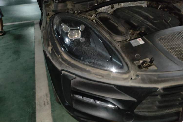 Used Porsche Macan 2021 Macan 2.0T Right Front Headlight