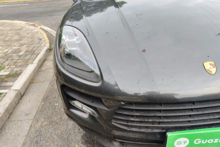 Used Porsche Macan 2021 Macan 2.0T Right Front Headlight