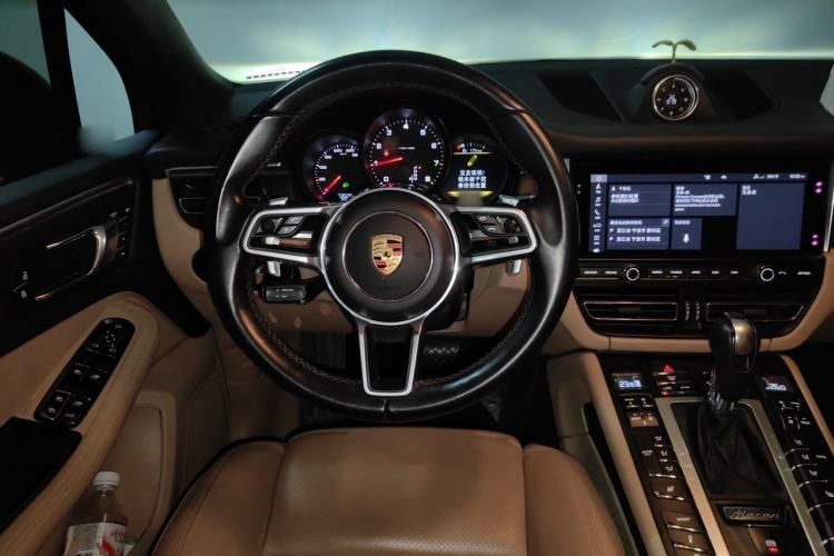 Used Porsche Macan 2021 Macan 2.0T Steering Wheel