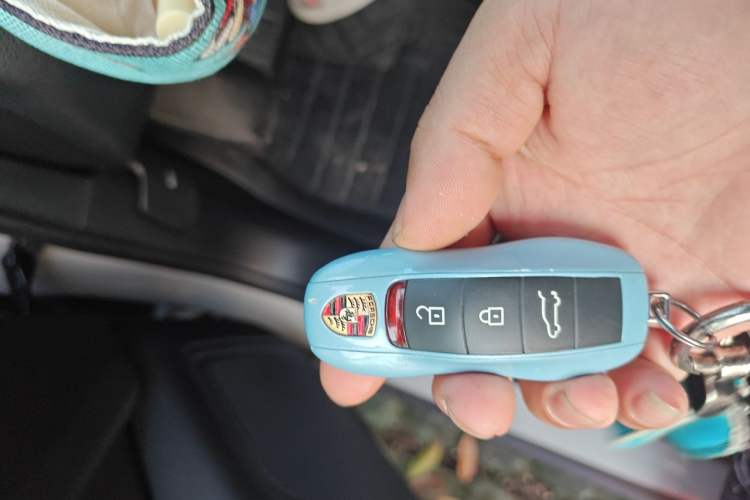 Used Porsche Macan 2021 Macan S 3.0T Vehicle Key