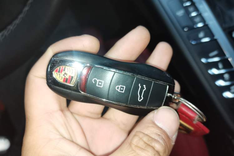 Used Porsche Macan 2021 Macan 2.0T Vehicle Key