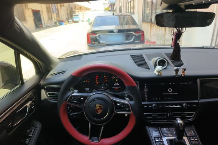 Used Porsche Macan 2021 Macan 2.0T Steering Wheel