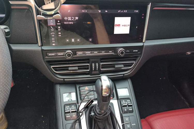Used Porsche Macan 2021 Macan 2.0T Audio And AC Panel