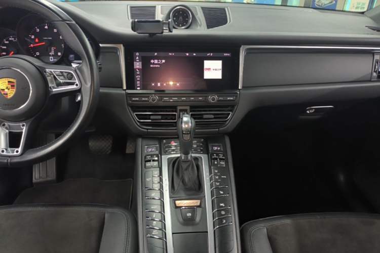Used Porsche Macan 2021 Macan 2.0T Audio And AC Panel
