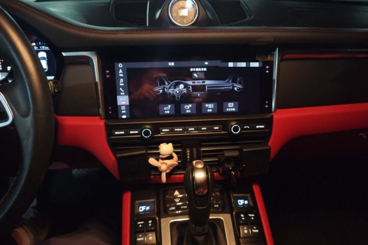 Used Porsche Macan 2021 Macan 2.0T Audio And AC Panel