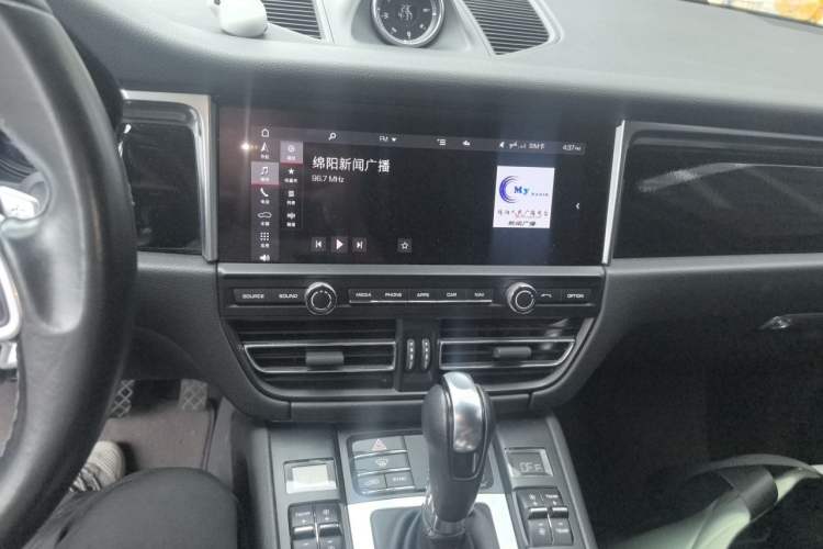 Used Porsche Macan 2021 Macan 2.0T Audio And AC Panel
