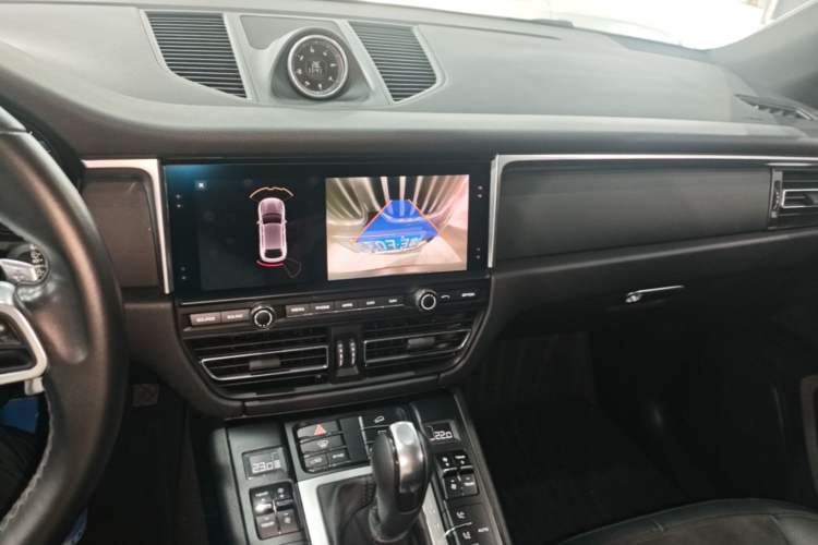 Used Porsche Macan 2021 Macan 2.0T Audio And AC Panel