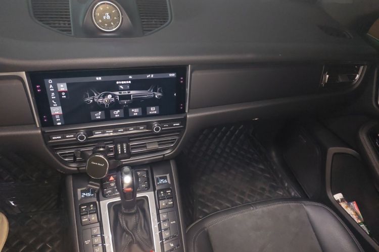 Used Porsche Macan 2021 Macan 2.0T Audio And AC Panel