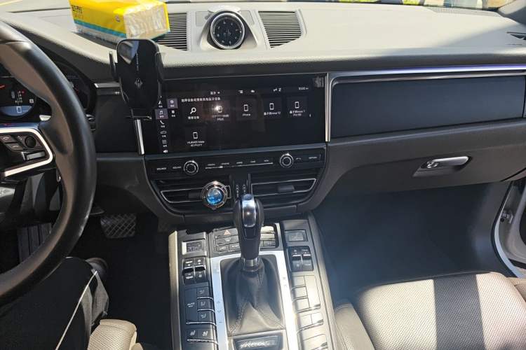 Used Porsche Macan 2021 Macan 2.0T Audio And AC Panel