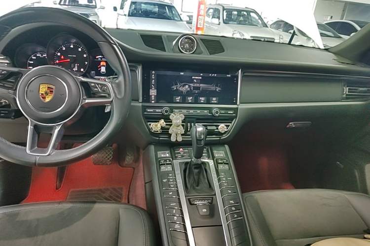 Used Porsche Macan 2021 Macan 2.0T Audio And AC Panel