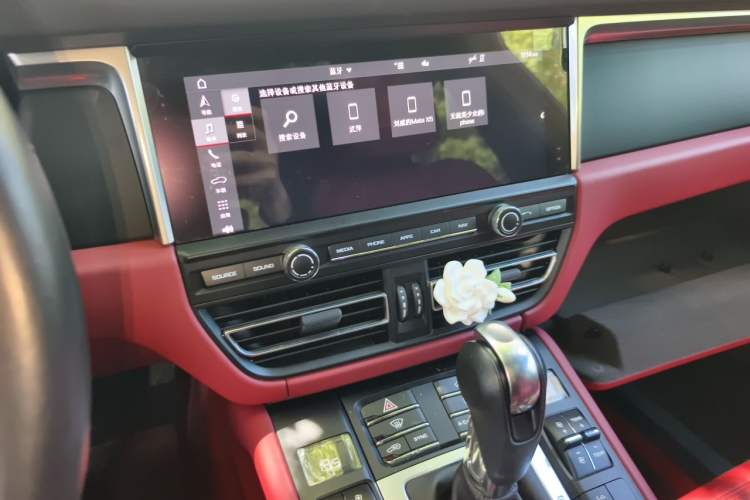 Used Porsche Macan 2021 Macan 2.0T Audio And AC Panel