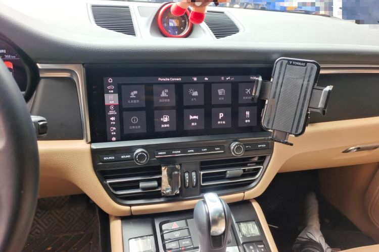 Used Porsche Macan 2021 Macan 2.0T Audio And AC Panel