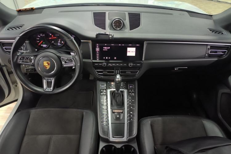 Used Porsche Macan 2021 Macan 2.0T Center Console