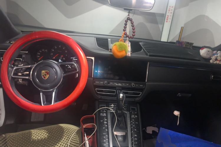 Used Porsche Macan 2021 Macan 2.0T Center Console