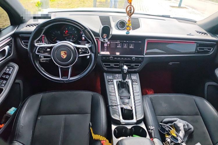 Used Porsche Macan 2021 Macan 2.0T Center Console