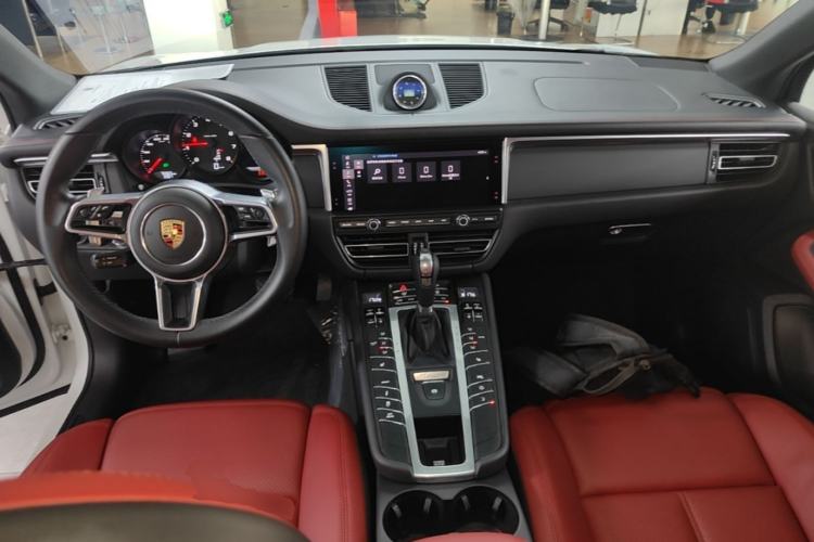 Used Porsche Macan 2021 Macan 2.0T Center Console