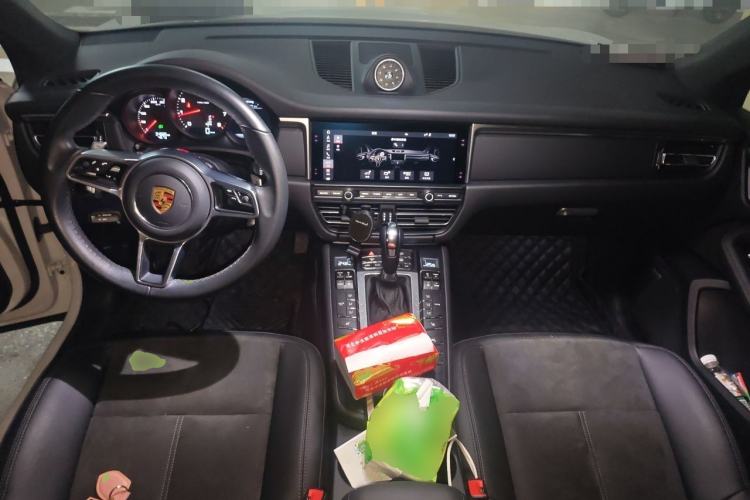 Used Porsche Macan 2021 Macan 2.0T Center Console