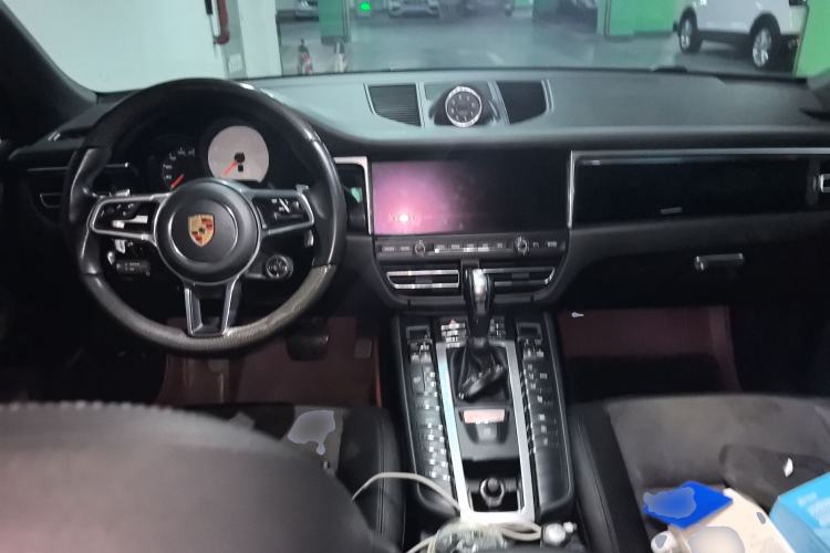 Used Porsche Macan 2021 Macan S 3.0T Center Console