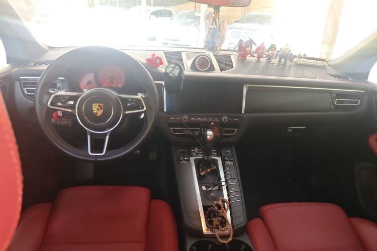 Used Porsche Macan 2021 Macan 2.0T Center Console