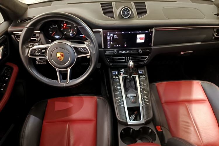 Used Porsche Macan 2021 Macan 2.0T Center Console