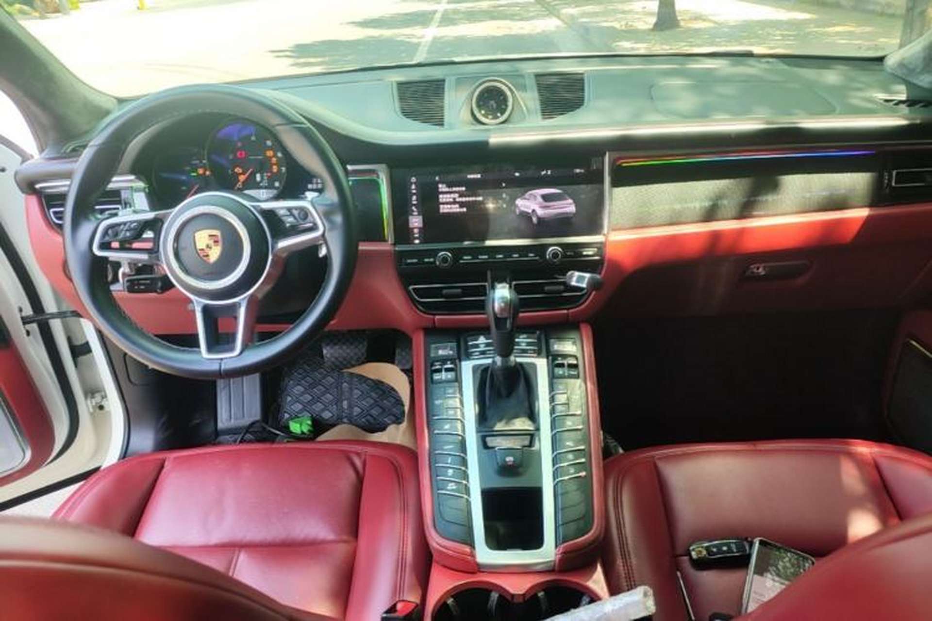 Used Porsche Macan 2021 Macan 2.0T Center Console