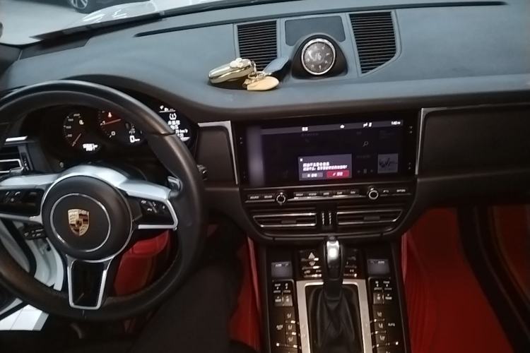Used Porsche Macan 2021 Macan 2.0T Center Console