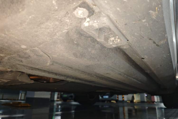 Used Porsche Macan 2021 Macan 2.0T Chassis Front Left