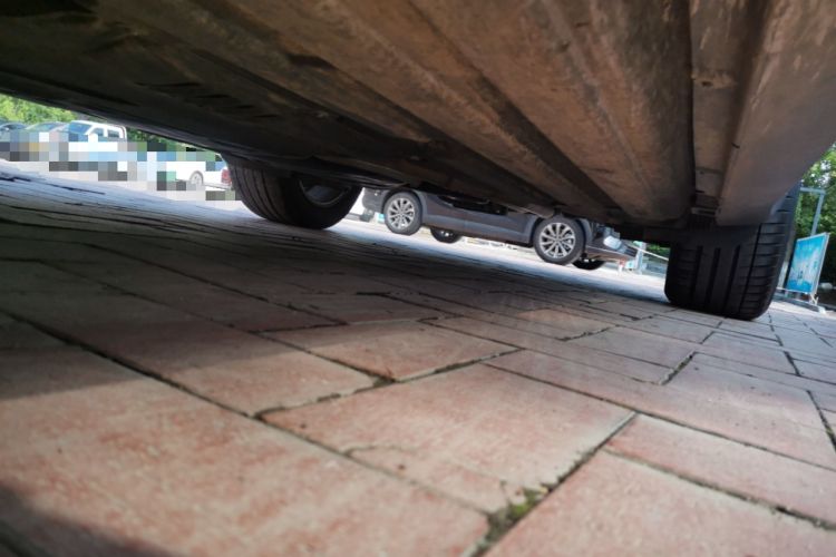 Used Porsche Macan 2021 Macan 2.0T Chassis Front Left