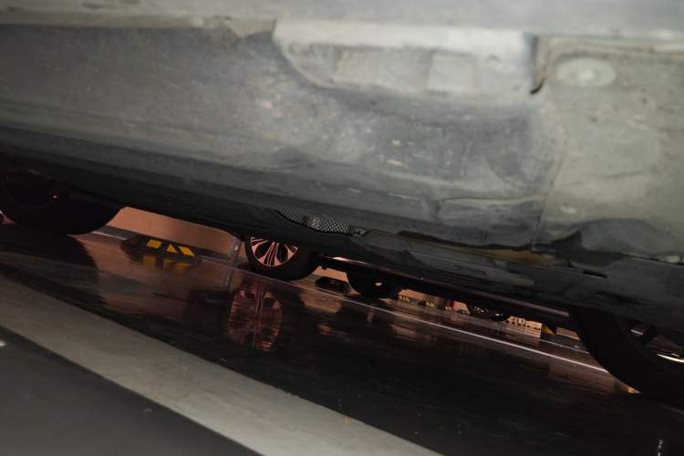 Used Porsche Macan 2021 Macan 2.0T Chassis Front Right