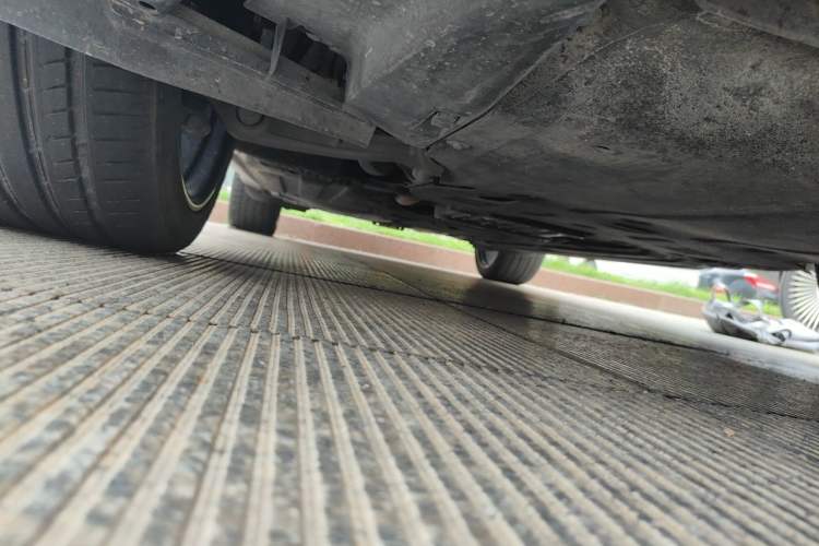 Used Porsche Macan 2021 Macan 2.0T Chassis Front Right