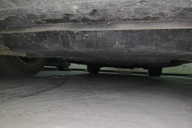 Used Porsche Macan 2021 Macan 2.0T Chassis Front