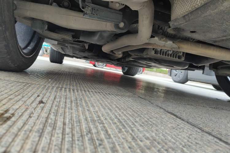 Used Porsche Macan 2021 Macan 2.0T Chassis Rear Left